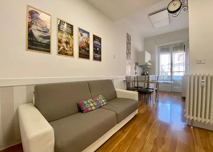 Spacious Apartment Near Centrale-Loreto-Duomo